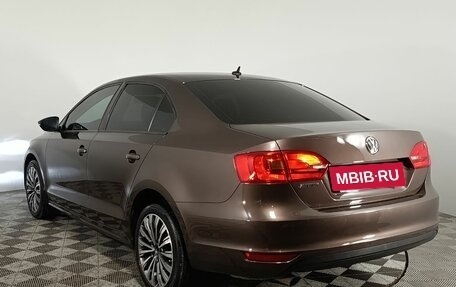 Volkswagen Jetta VI, 2014 год, 1 190 000 рублей, 5 фотография