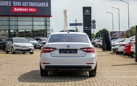 Skoda Superb III рестайлинг, 2019 год, 1 645 000 рублей, 5 фотография