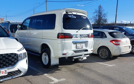 Mitsubishi Delica IV, 2005 год, 2 950 000 рублей, 2 фотография