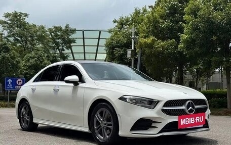 Mercedes-Benz A-Класс, 2022 год, 1 977 007 рублей, 3 фотография