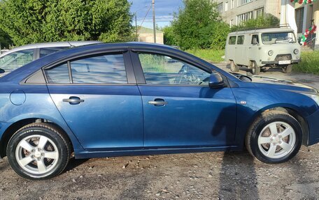 Chevrolet Cruze II, 2011 год, 510 000 рублей, 6 фотография
