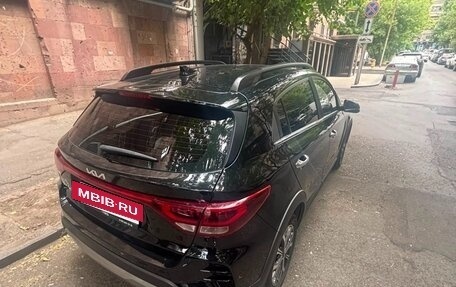KIA Rio IV, 2022 год, 1 000 000 рублей, 2 фотография