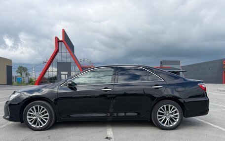 Toyota Camry, 2017 год, 2 650 000 рублей, 7 фотография