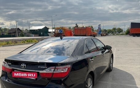 Toyota Camry, 2017 год, 2 650 000 рублей, 13 фотография