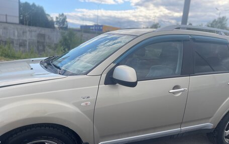 Mitsubishi Outlander III рестайлинг 3, 2007 год, 500 000 рублей, 5 фотография