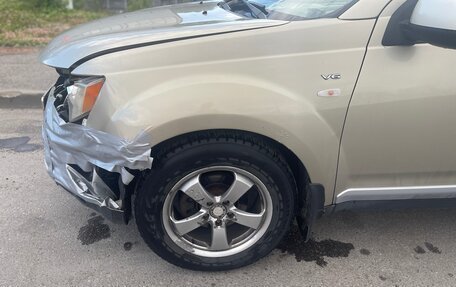 Mitsubishi Outlander III рестайлинг 3, 2007 год, 500 000 рублей, 6 фотография