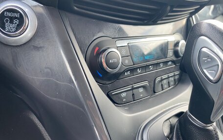 Ford Kuga III, 2015 год, 1 390 000 рублей, 21 фотография
