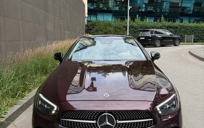 Mercedes-Benz E-Класс, 2022 год, 5 600 000 рублей, 1 фотография
