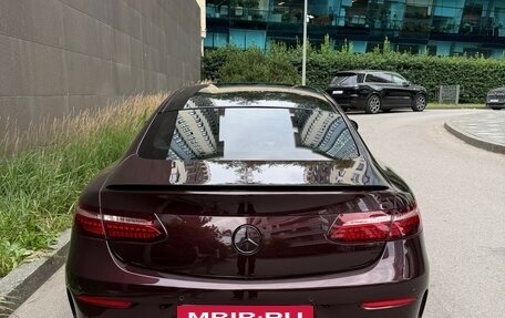 Mercedes-Benz E-Класс, 2022 год, 5 600 000 рублей, 7 фотография