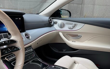 Mercedes-Benz E-Класс, 2022 год, 5 600 000 рублей, 11 фотография