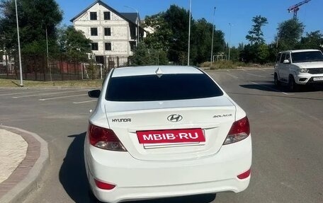 Hyundai Solaris II рестайлинг, 2013 год, 850 000 рублей, 6 фотография