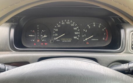 Toyota Camry, 2001 год, 630 000 рублей, 11 фотография
