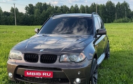 BMW X3, 2004 год, 850 000 рублей, 3 фотография