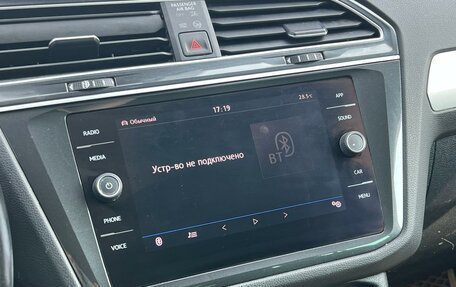 Volkswagen Tiguan II, 2018 год, 2 867 000 рублей, 20 фотография