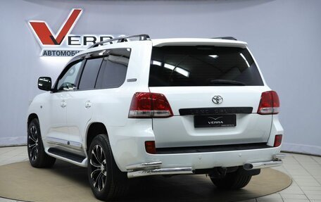 Toyota Land Cruiser 200, 2011 год, 2 890 000 рублей, 5 фотография