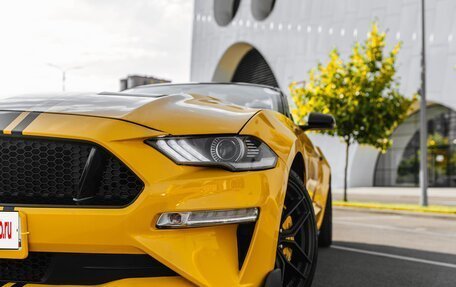 Ford Mustang VI рестайлинг, 2020 год, 3 800 000 рублей, 20 фотография