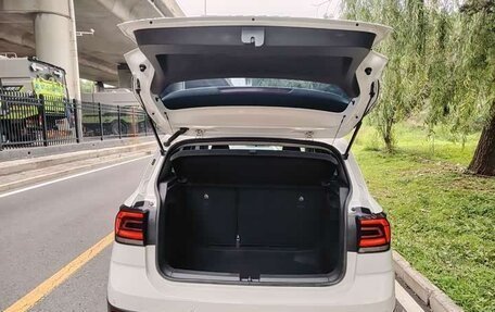 Volkswagen T-Cross I, 2022 год, 1 350 098 рублей, 9 фотография