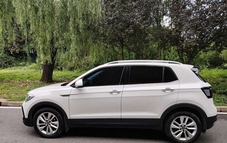 Volkswagen T-Cross I, 2022 год, 1 350 098 рублей, 7 фотография