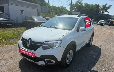 Renault Sandero II рестайлинг, 2020 год, 950 000 рублей, 2 фотография
