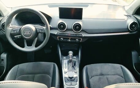 Audi Q2 I, 2022 год, 1 900 000 рублей, 10 фотография