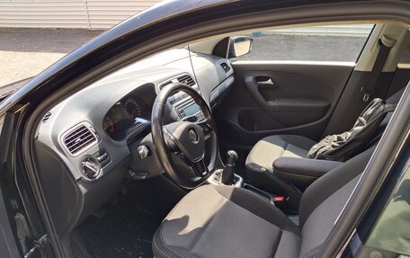 Volkswagen Polo VI (EU Market), 2015 год, 990 000 рублей, 8 фотография
