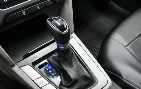 Hyundai Elantra VI рестайлинг, 2017 год, 1 299 900 рублей, 17 фотография