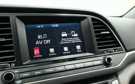 Hyundai Elantra VI рестайлинг, 2017 год, 1 299 900 рублей, 15 фотография