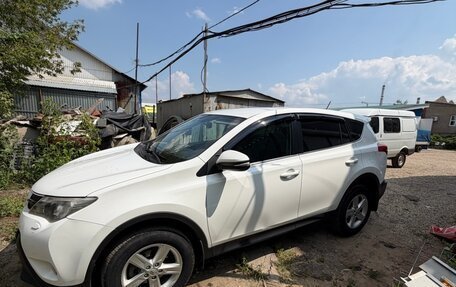 Toyota RAV4, 2015 год, 1 680 000 рублей, 6 фотография
