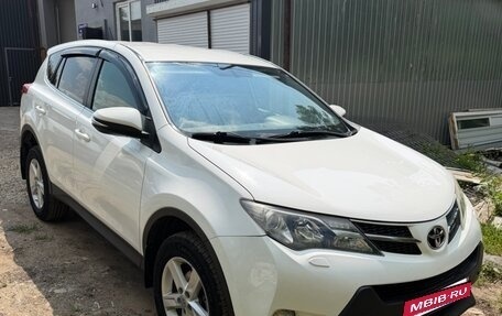 Toyota RAV4, 2015 год, 1 680 000 рублей, 3 фотография