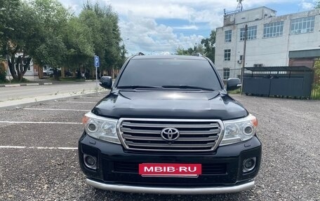 Toyota Land Cruiser 200, 2013 год, 4 000 000 рублей, 7 фотография