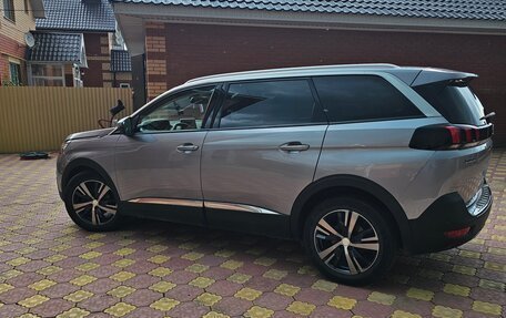 Peugeot 5008 II, 2020 год, 2 350 000 рублей, 1 фотография
