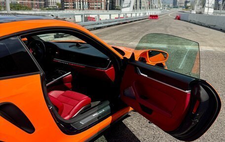 Porsche 911, 2021 год, 18 500 000 рублей, 17 фотография
