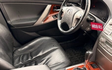 Toyota Camry, 2011 год, 890 000 рублей, 5 фотография