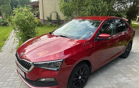 Skoda Rapid II, 2021 год, 1 900 000 рублей, 2 фотография