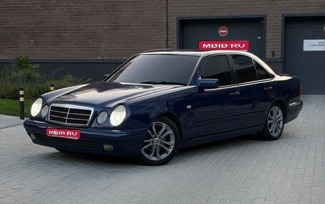 Mercedes-Benz E-Класс, 1996 год, 325 000 рублей, 1 фотография