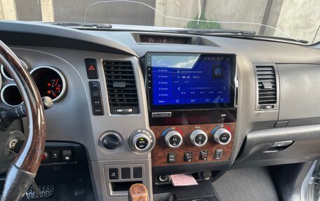 Toyota Tundra II, 2011 год, 3 200 000 рублей, 10 фотография