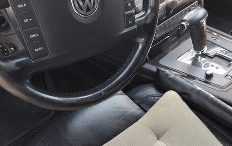 Volkswagen Phaeton I рестайлинг, 2004 год, 300 000 рублей, 5 фотография