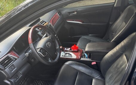 Toyota Camry, 2012 год, 1 390 000 рублей, 11 фотография