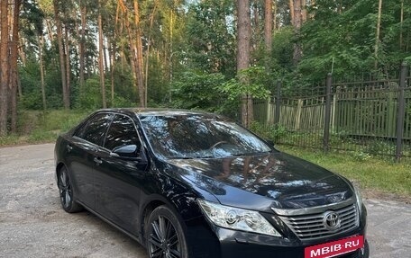 Toyota Camry, 2012 год, 1 390 000 рублей, 3 фотография