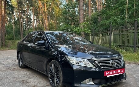 Toyota Camry, 2012 год, 1 390 000 рублей, 2 фотография