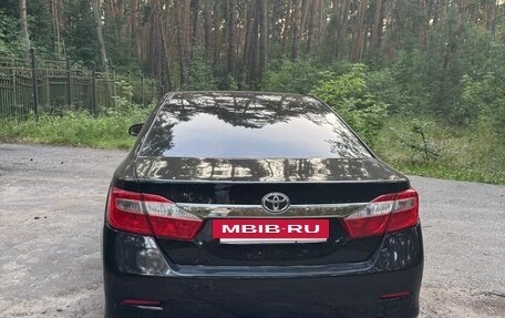 Toyota Camry, 2012 год, 1 390 000 рублей, 6 фотография