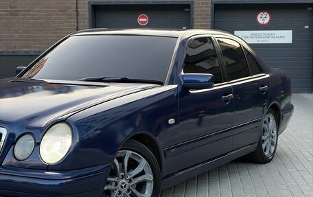 Mercedes-Benz E-Класс, 1996 год, 325 000 рублей, 5 фотография