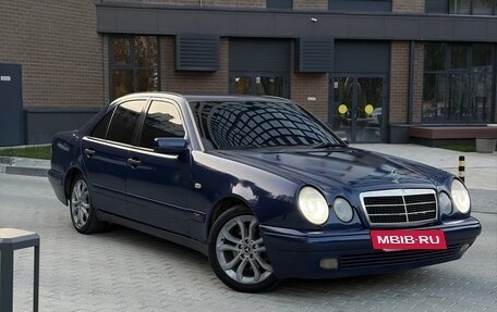 Mercedes-Benz E-Класс, 1996 год, 325 000 рублей, 10 фотография