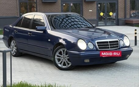 Mercedes-Benz E-Класс, 1996 год, 325 000 рублей, 11 фотография