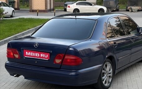 Mercedes-Benz E-Класс, 1996 год, 325 000 рублей, 8 фотография