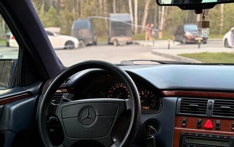 Mercedes-Benz E-Класс, 1996 год, 325 000 рублей, 29 фотография