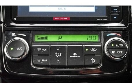 Toyota Corolla, 2014 год, 1 000 000 рублей, 19 фотография