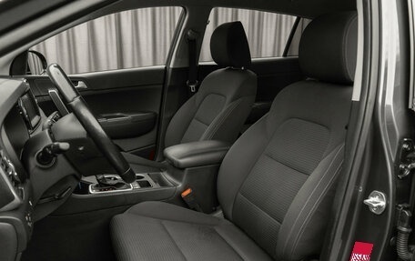 KIA Sportage IV рестайлинг, 2018 год, 1 800 000 рублей, 9 фотография