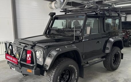 Land Rover Defender I, 2004 год, 2 400 000 рублей, 1 фотография