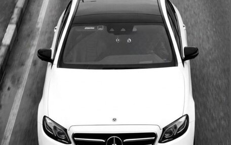 Mercedes-Benz E-Класс, 2020 год, 4 700 000 рублей, 1 фотография